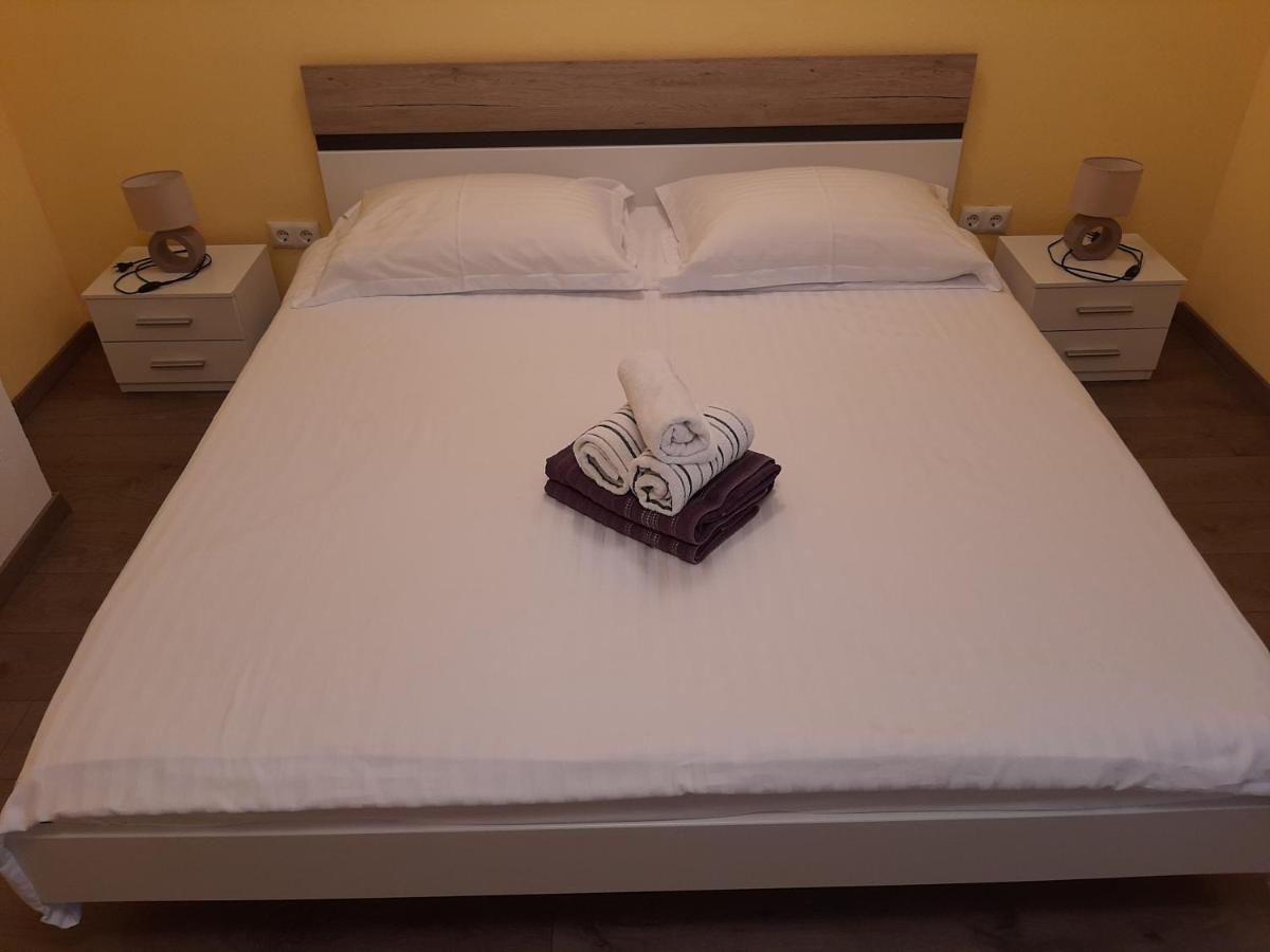 Apartments Pavelic Novi Vinodolski Εξωτερικό φωτογραφία