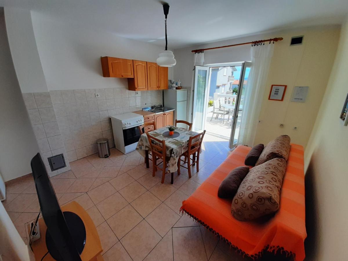 Apartments Pavelic Novi Vinodolski Εξωτερικό φωτογραφία