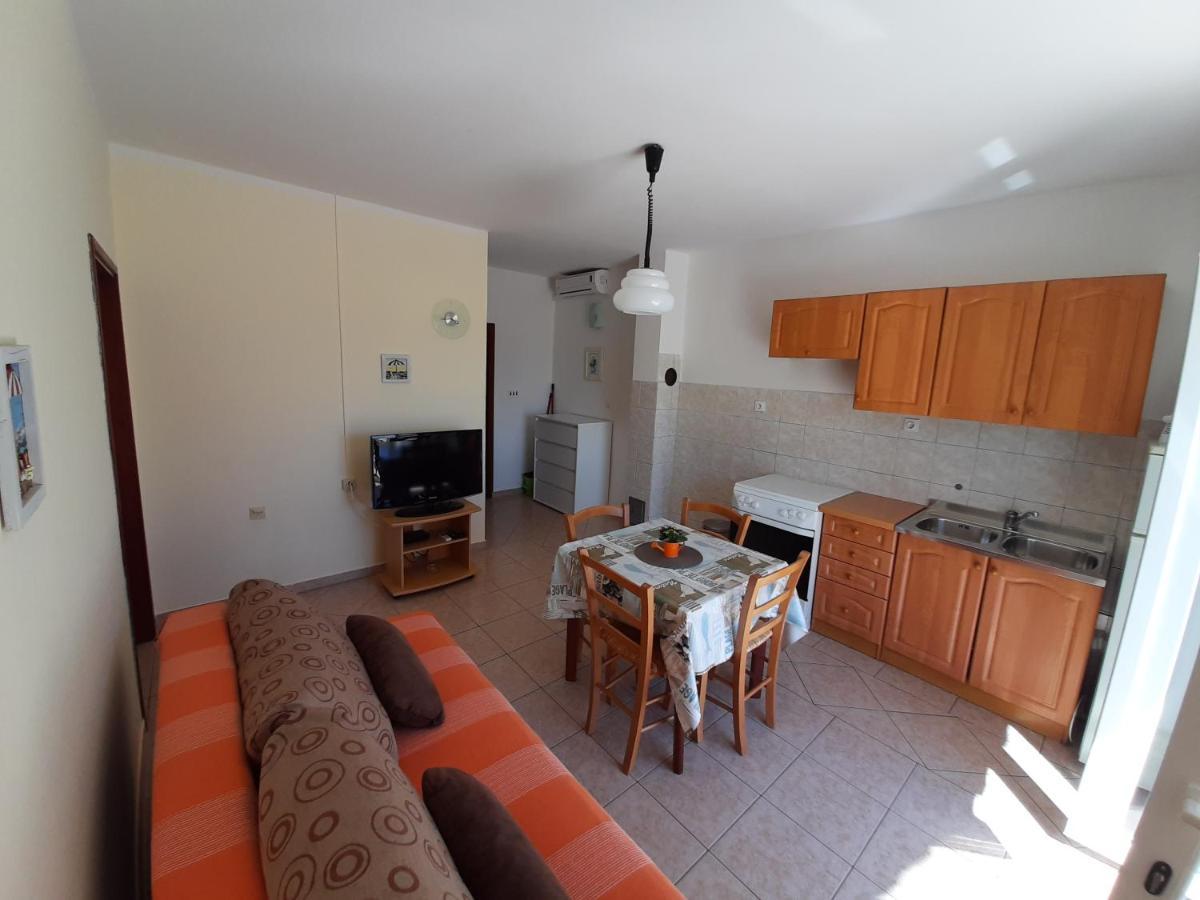 Apartments Pavelic Novi Vinodolski Εξωτερικό φωτογραφία