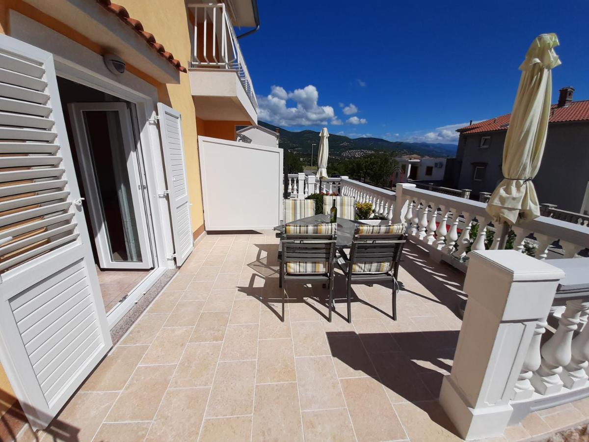 Apartments Pavelic Novi Vinodolski Εξωτερικό φωτογραφία